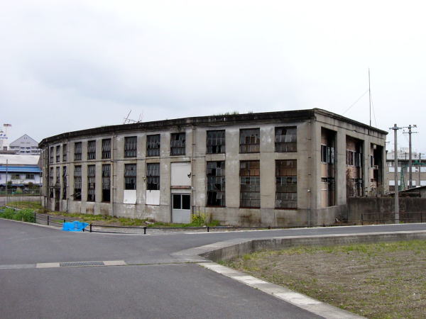 津山機関区の扇形車庫